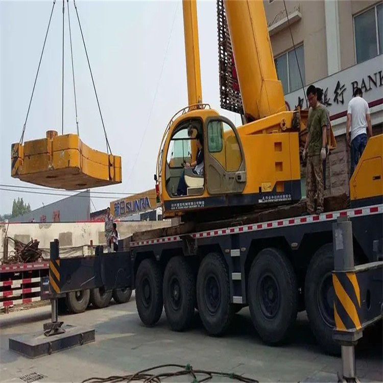 渝北当地吊车出租|机器吊装|75吨|工厂搬迁服务